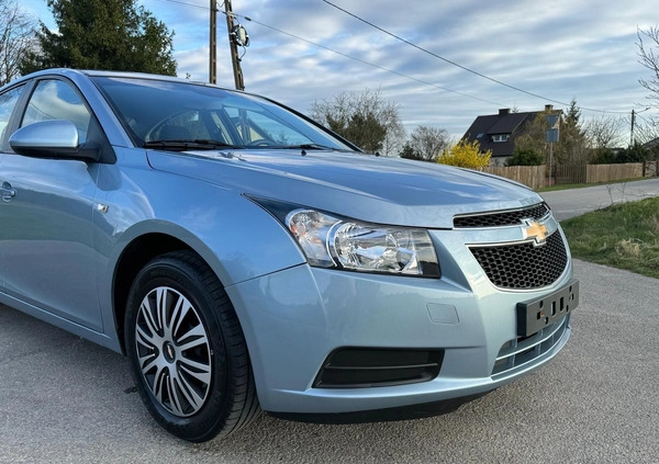 Chevrolet Cruze cena 22900 przebieg: 121000, rok produkcji 2009 z Puławy małe 781